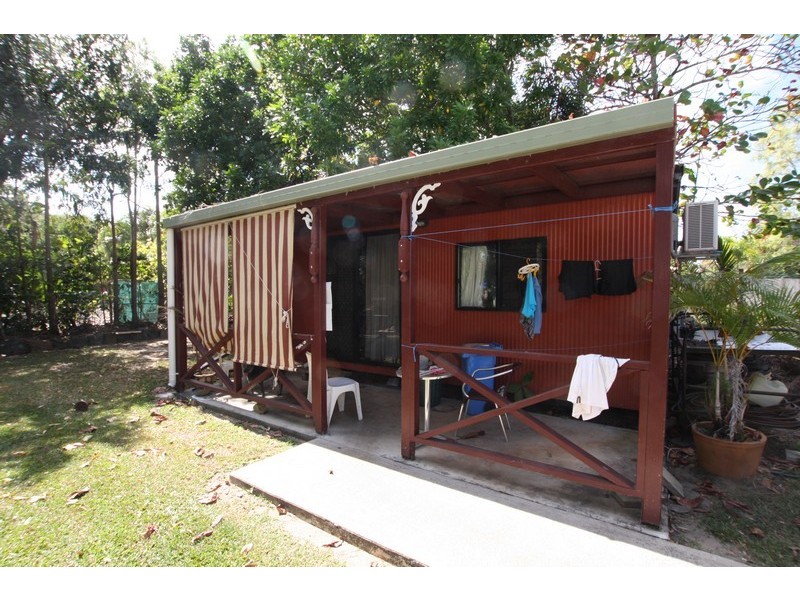 9 Boundary St (Com), Cooktown QLD 4895