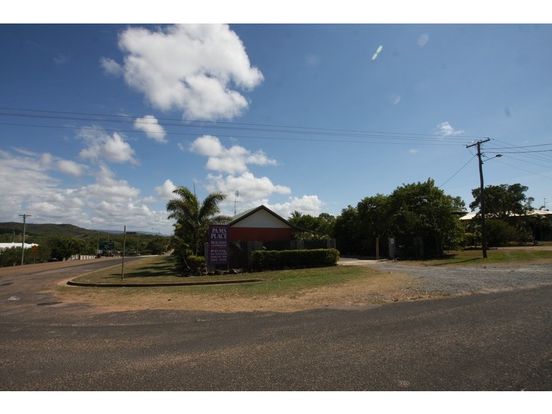 9 Boundary St (Com), Cooktown QLD 4895