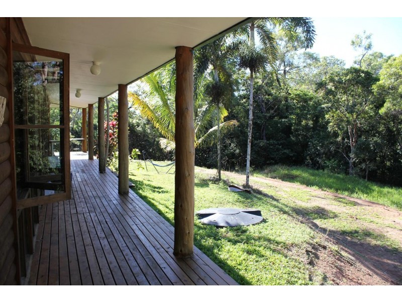108 Buchanan Creek Rd COW BAY, Daintree QLD 4873