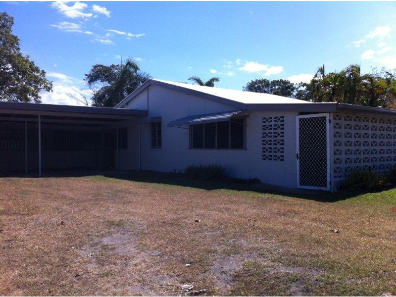 38 Marine Parade, Newell QLD 4873