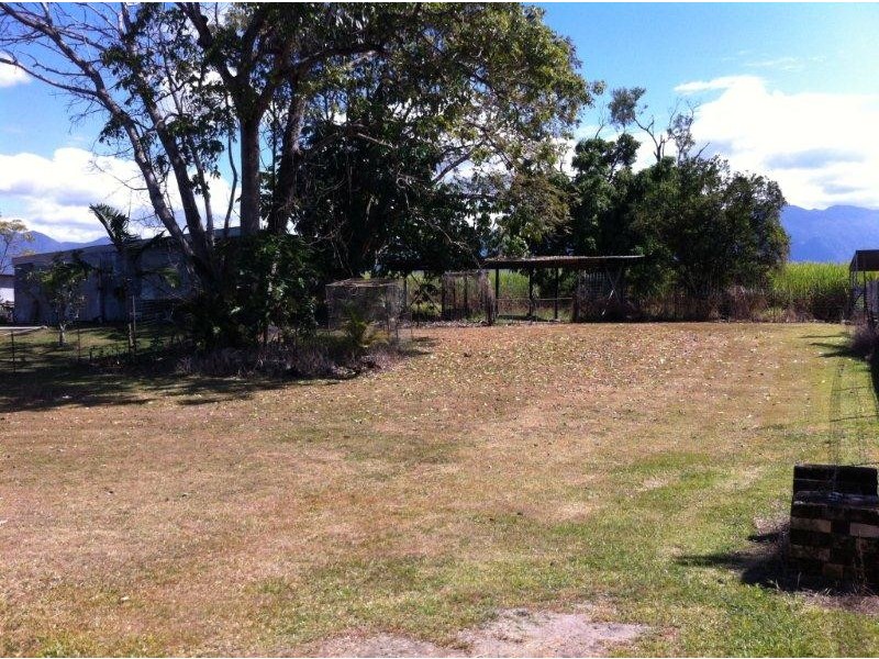 38 Marine Parade, Newell QLD 4873