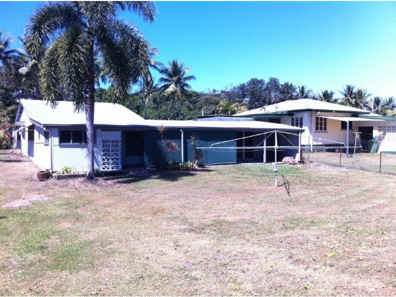 38 Marine Parade, Newell QLD 4873