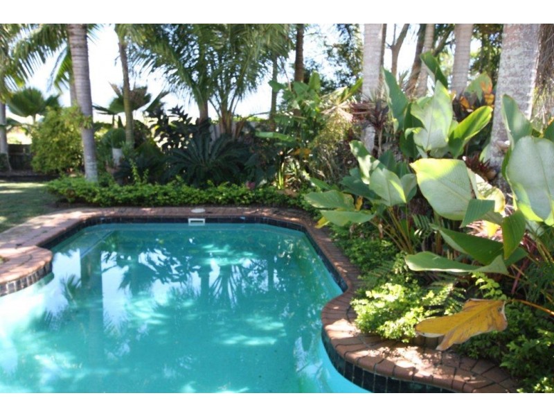39 Coulthard Close, Newell QLD 4873