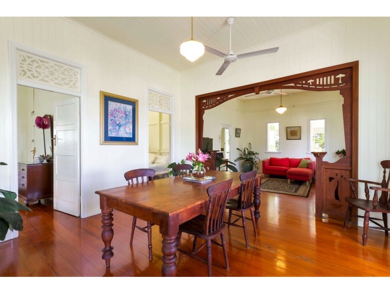 9 Thomas Street, Mossman QLD 4873