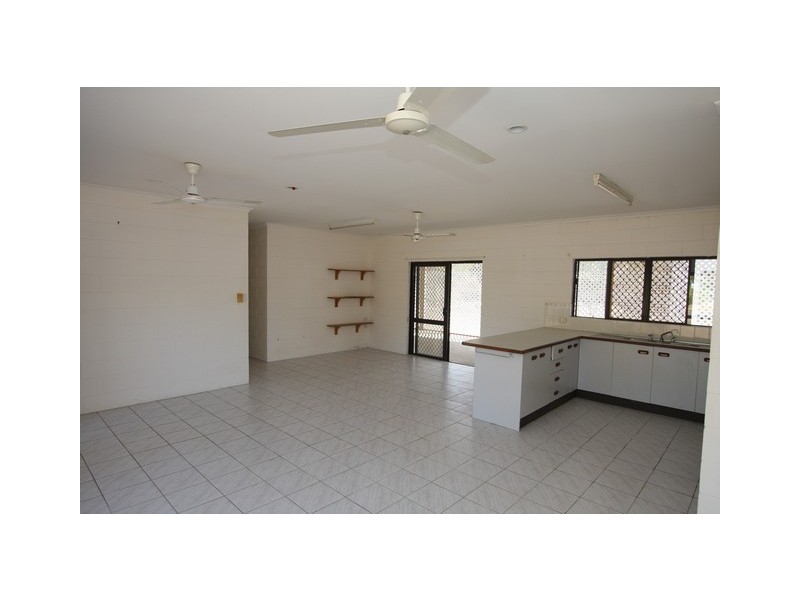 16 Snapper Island Drive, Wonga QLD 4873