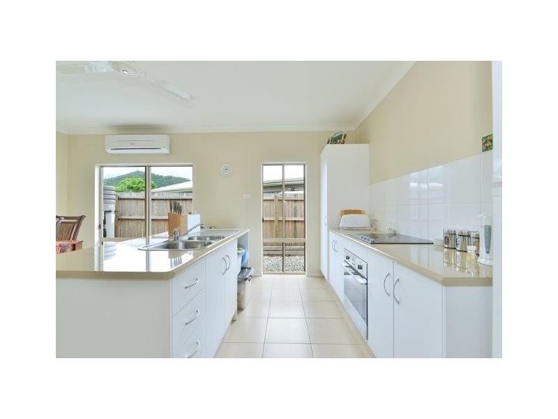 11 Yidi Close, Cooya Beach QLD 4873