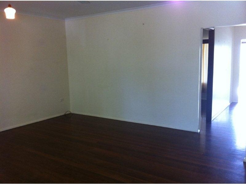 2/152 Marine Parade, Newell QLD 4873