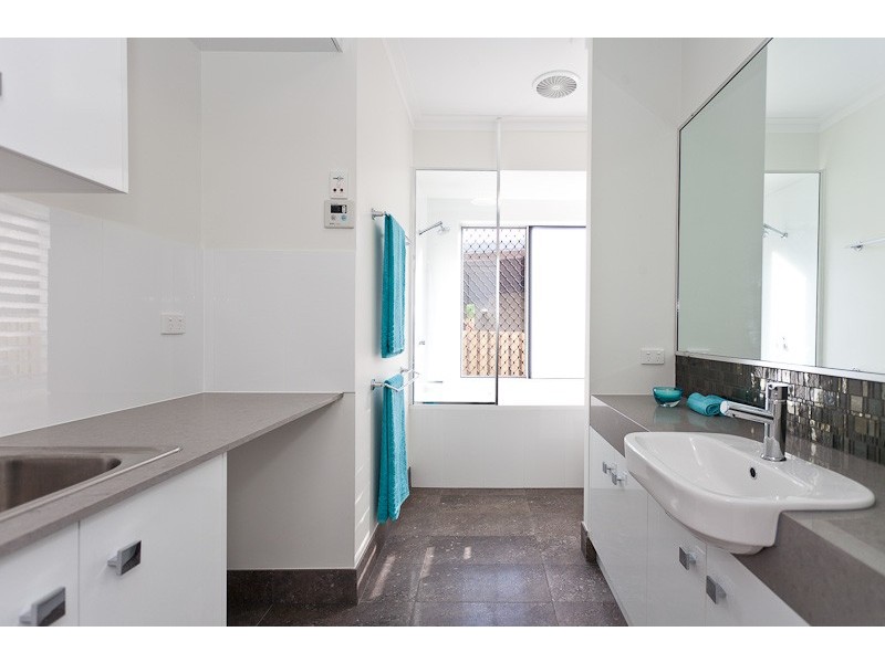 98 Marine Parade, Newell QLD 4873