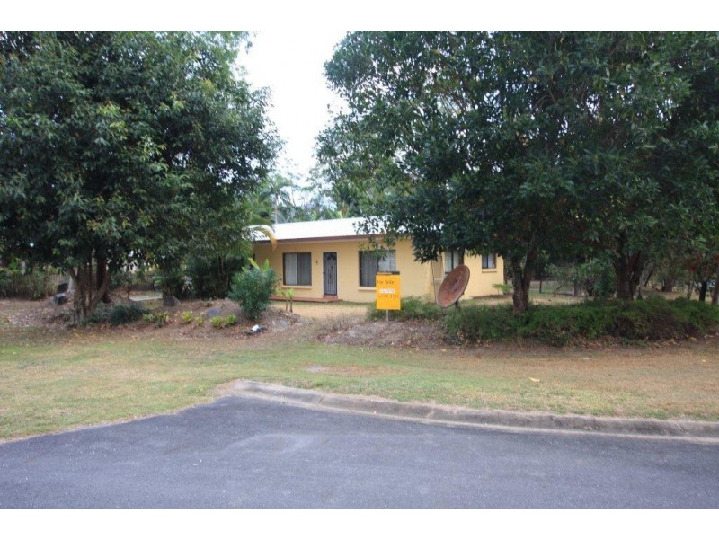 9 Palm Street, Cooya Beach QLD 4873