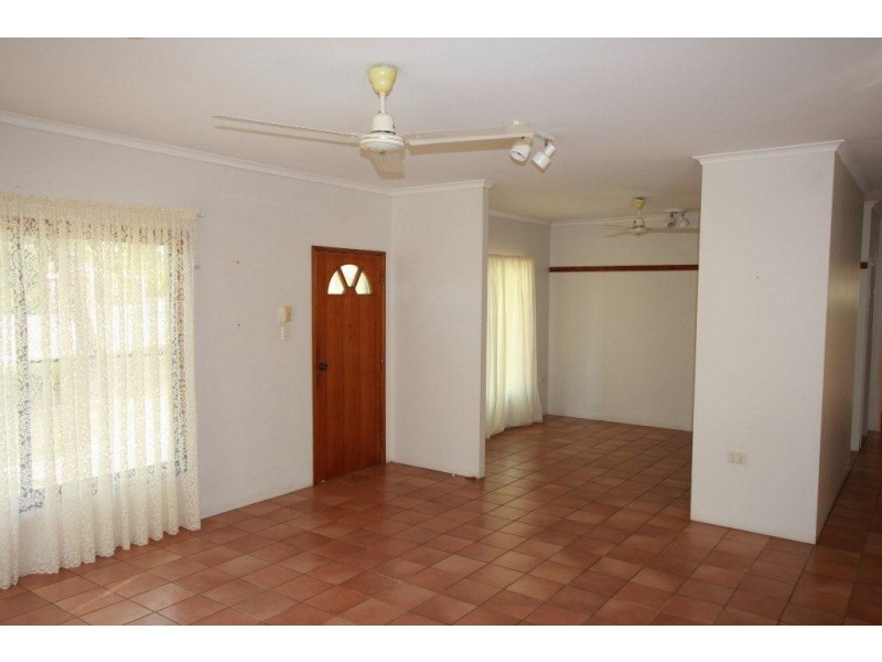 9 Palm Street, Cooya Beach QLD 4873