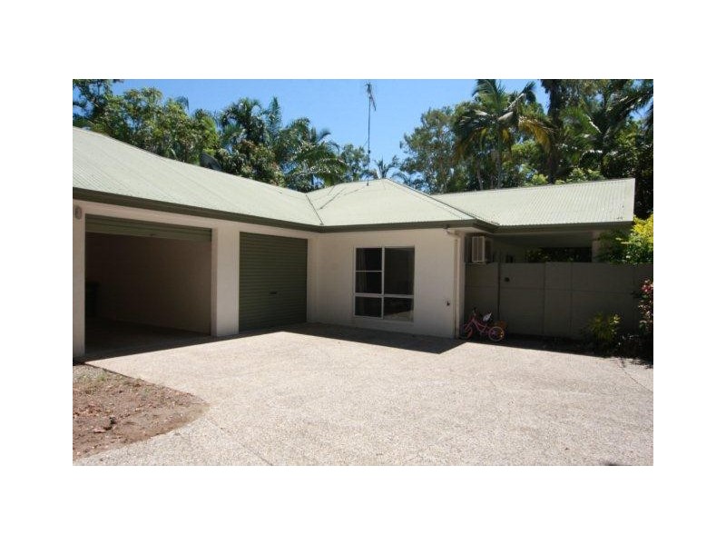1/8 Atoll Close, Port Douglas QLD 4877
