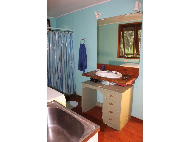 39 CAPE TRIBULATION RD KIMBERLEY, Daintree QLD 4873