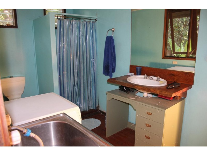 39 CAPE TRIBULATION RD KIMBERLEY, Daintree QLD 4873
