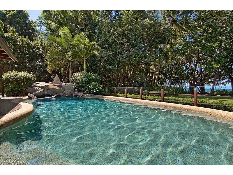 1 Bells Reef Close, Wonga QLD 4873