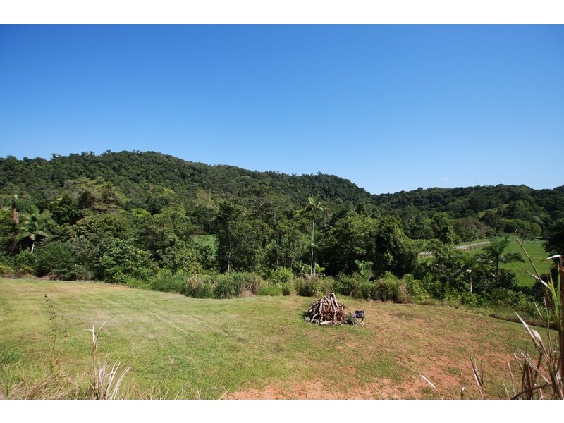 460 Bamboo Creek Rd, Bamboo QLD 4873
