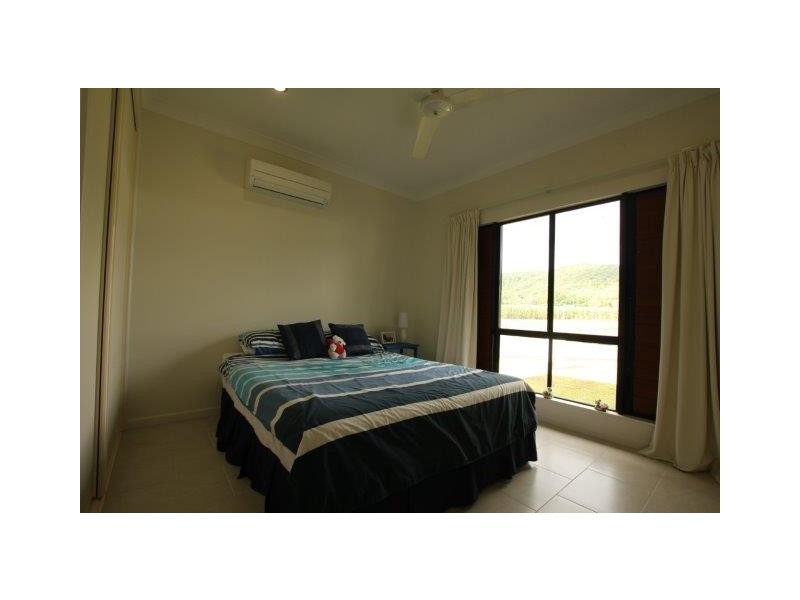 2 Spoonbill Close, Mossman QLD 4873