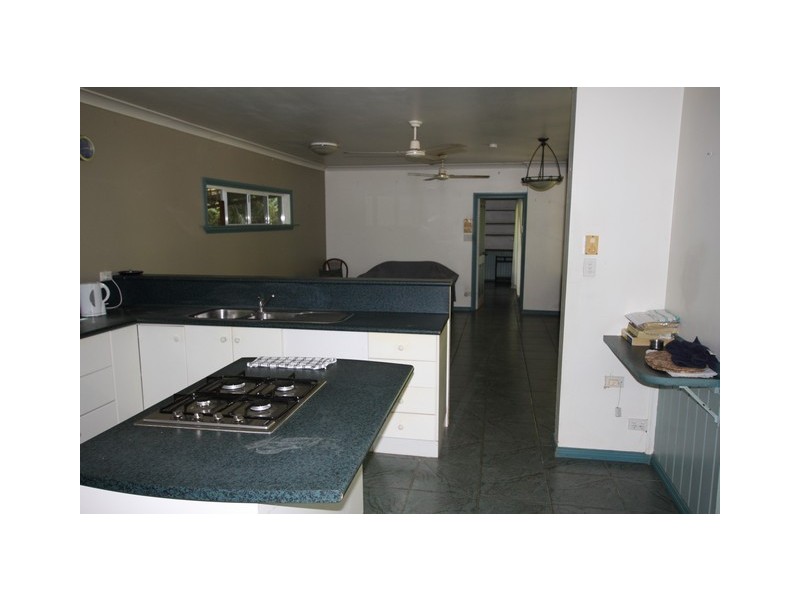 4 Gorge view Crescent, Mossman QLD 4873