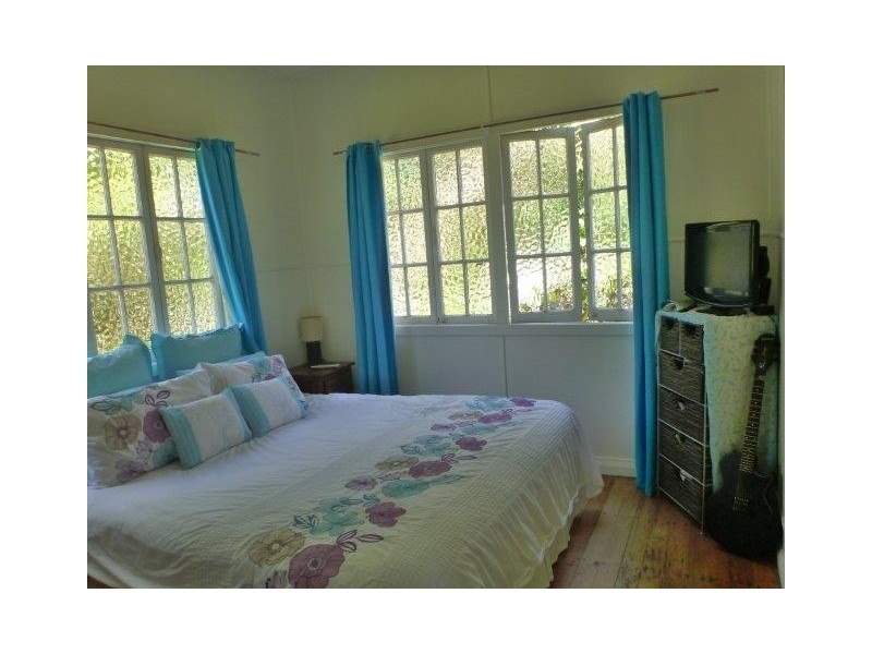 15 Hart Street, Mossman QLD 4873