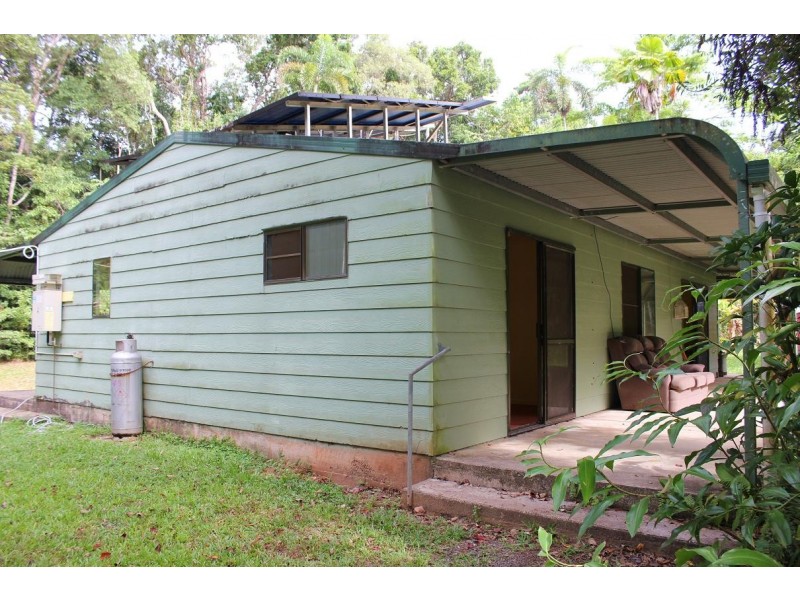 48 Fig Tree Road COW BAY, Daintree QLD 4873