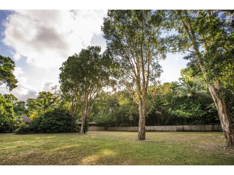 6 and 7/ 2-12 Reef Street, Port Douglas QLD 4877