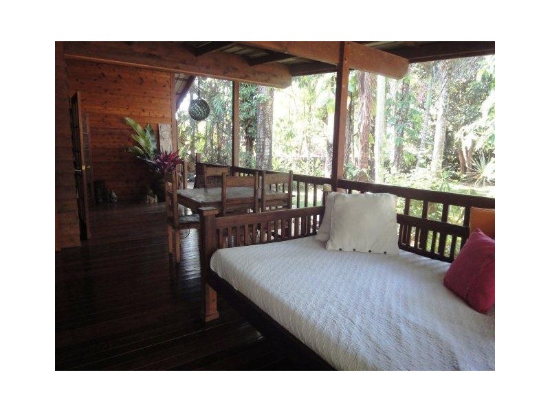 7 Ribbon Avenue, Port Douglas QLD 4877