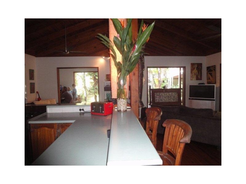 7 Ribbon Avenue, Port Douglas QLD 4877