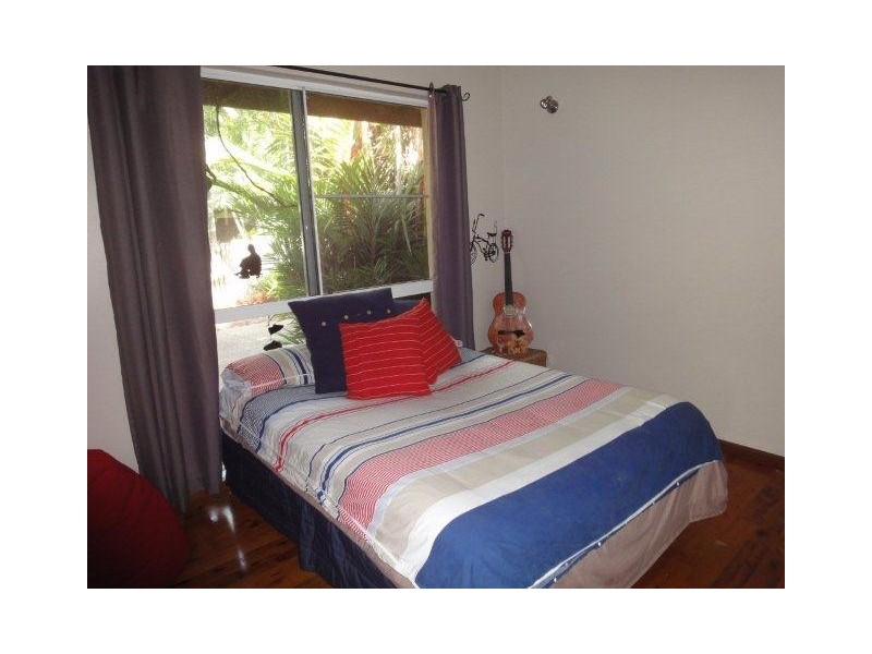 7 Ribbon Avenue, Port Douglas QLD 4877