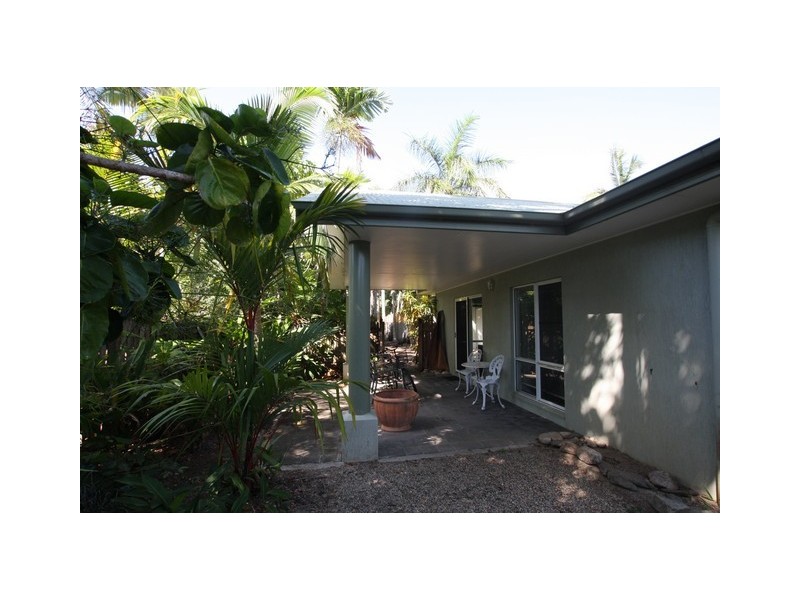 2/10 Mitre Street, Craiglie QLD 4877