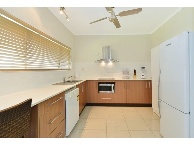 25/121 Port Douglas Rd, (Rendezvous), Port Douglas QLD 4877