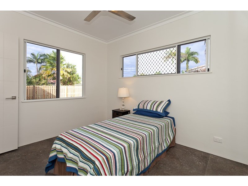 98 Marine Parade, Newell QLD 4873