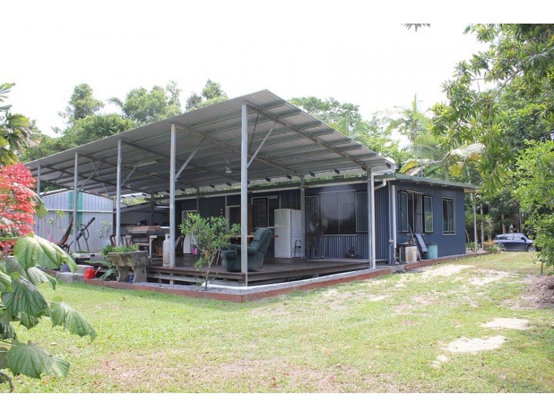 Lot 4 Cape Tribulation Road THORNTON BEACH, Daintree QLD 4873