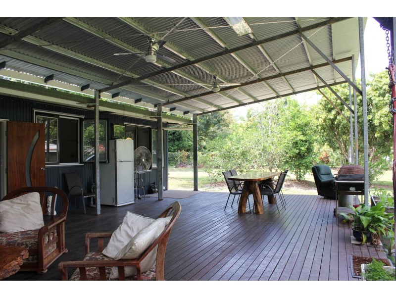 Lot 4 Cape Tribulation Road THORNTON BEACH, Daintree QLD 4873