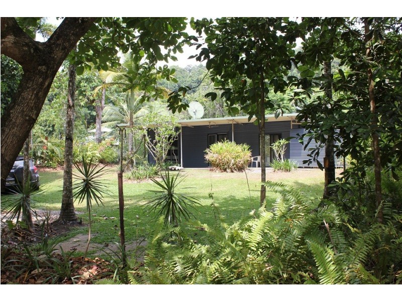 Lot 4 Cape Tribulation Road THORNTON BEACH, Daintree QLD 4873