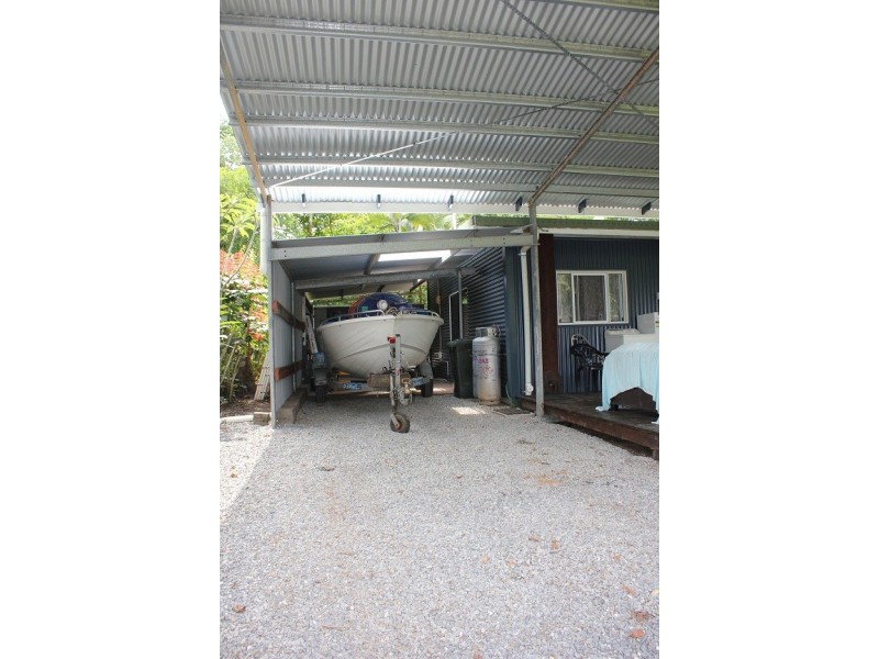 Lot 4 Cape Tribulation Road THORNTON BEACH, Daintree QLD 4873