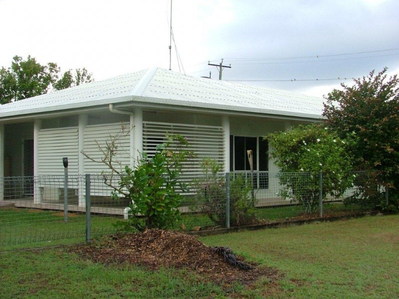 39 Andrews Street, Newell QLD 4873