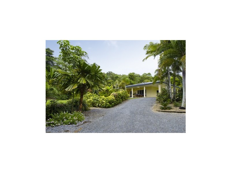 6-8 Jabeva Close, Miallo QLD 4873