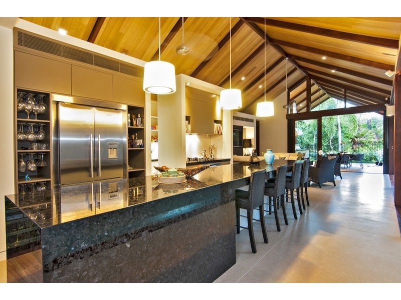 5 Beachfront Mirage, Port Douglas QLD 4877