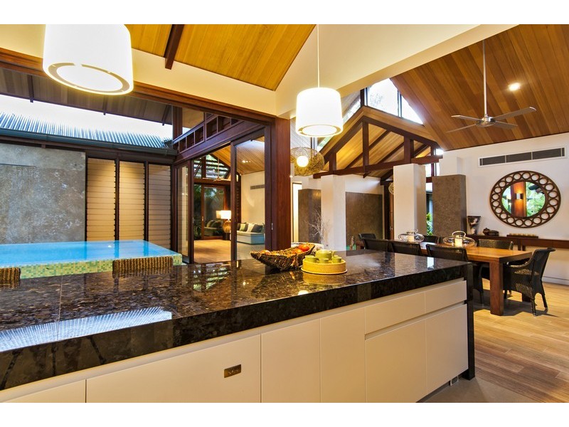 5 Beachfront Mirage, Port Douglas QLD 4877