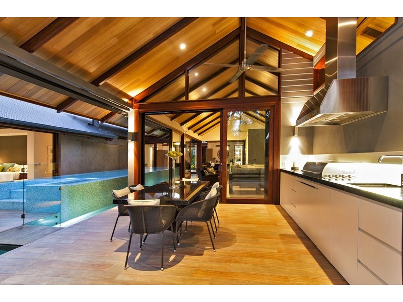 5 Beachfront Mirage, Port Douglas QLD 4877