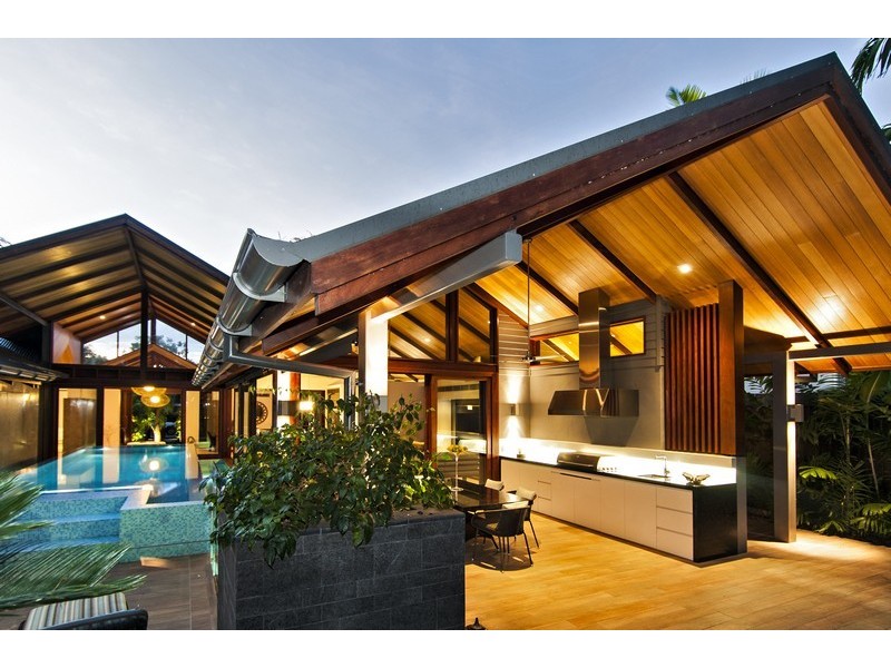 5 Beachfront Mirage, Port Douglas QLD 4877