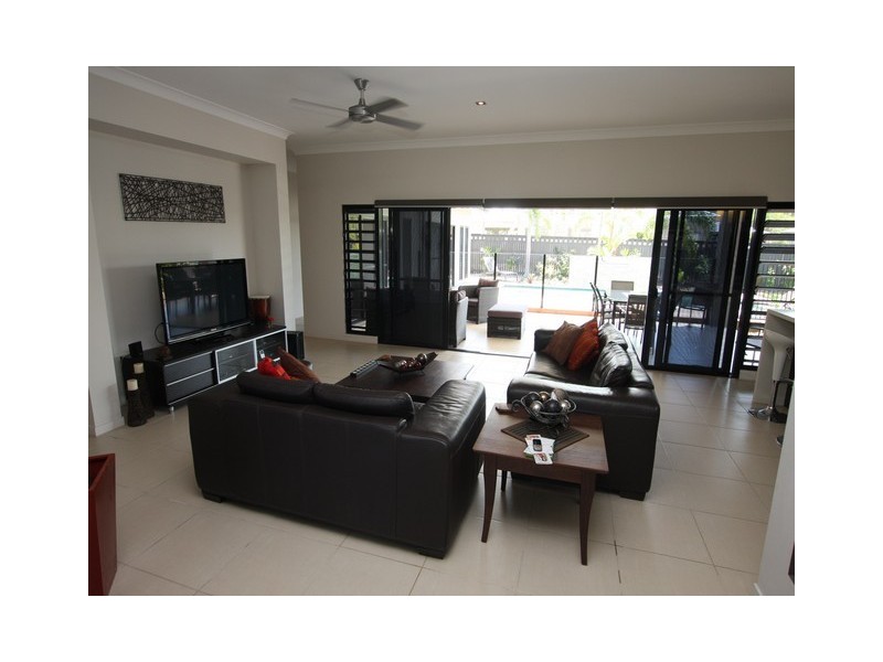 14 Oriole Street, Port Douglas QLD 4877