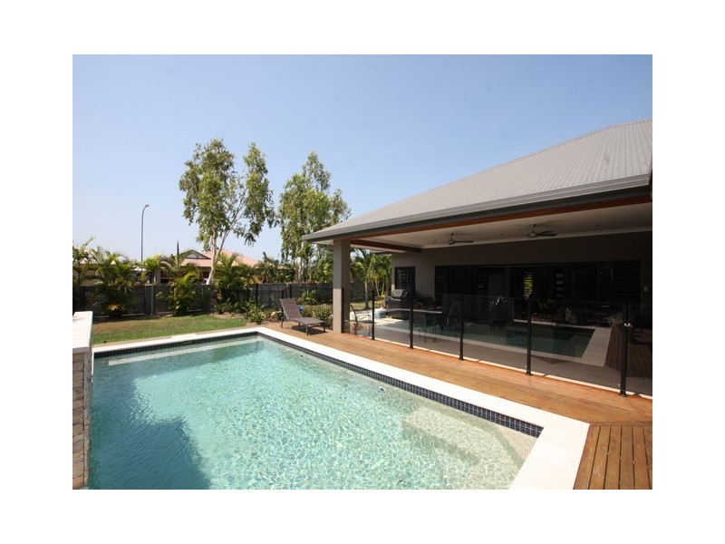 14 Oriole Street, Port Douglas QLD 4877