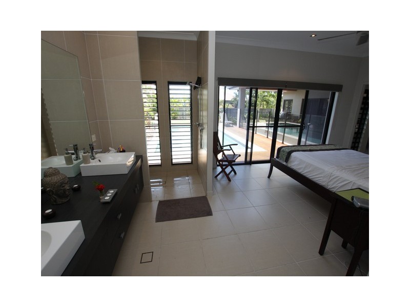 14 Oriole Street, Port Douglas QLD 4877