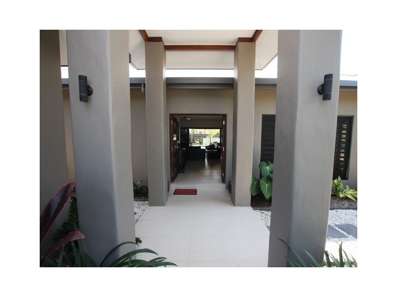 14 Oriole Street, Port Douglas QLD 4877