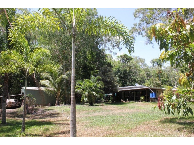 28 – 30 East Street Ayton, Bloomfield QLD 4895