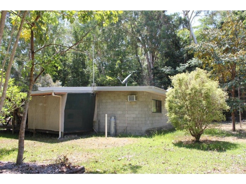 28 – 30 East Street Ayton, Bloomfield QLD 4895