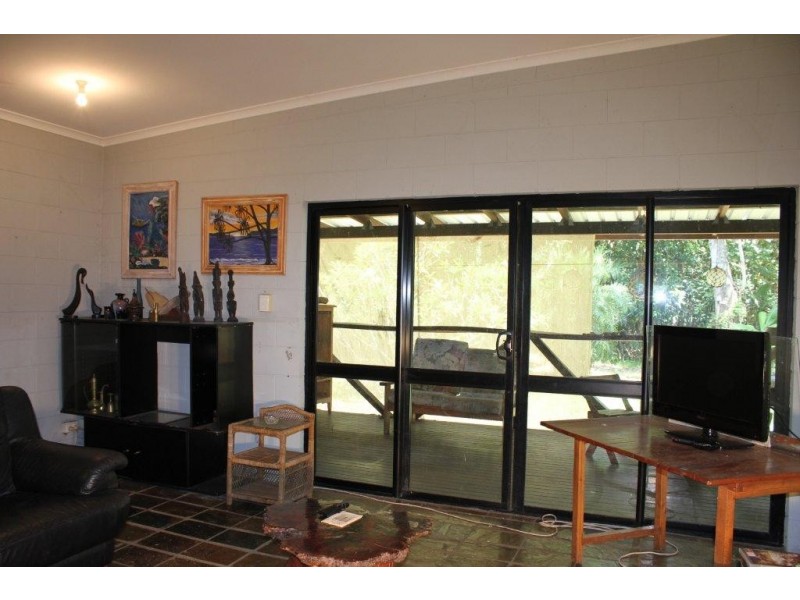 28 – 30 East Street Ayton, Bloomfield QLD 4895