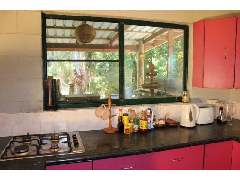 28 – 30 East Street Ayton, Bloomfield QLD 4895