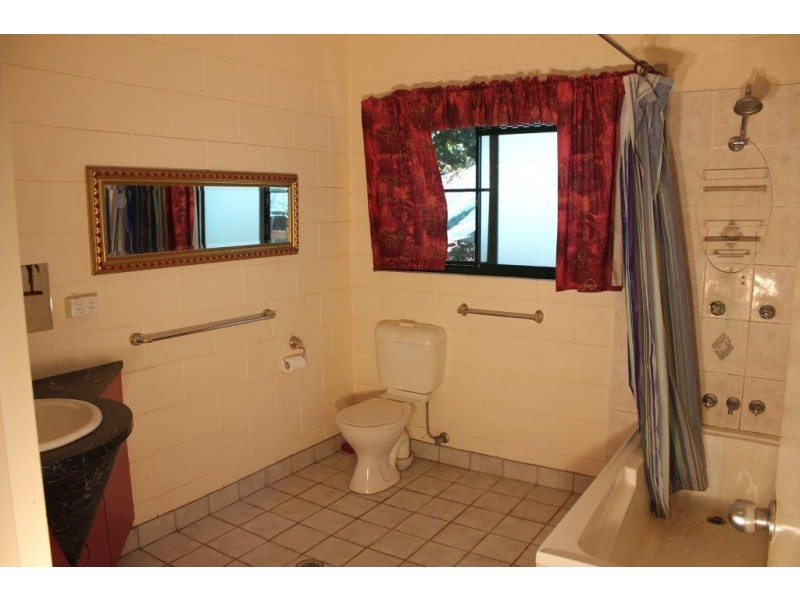 28 – 30 East Street Ayton, Bloomfield QLD 4895