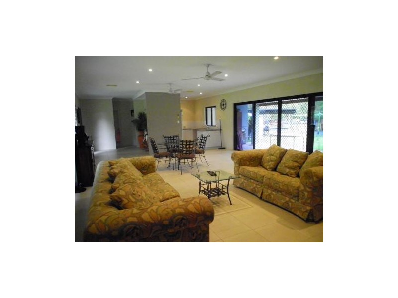 24 Albatross Close, Cooya Beach QLD 4873